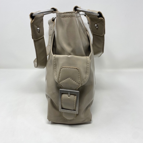 Kenneth Cole Reaction Beige Handbag Medium Sized Purse - Picture 4 of 11